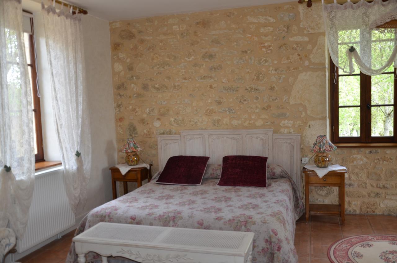 Bed and Breakfast La Gueriniere Cenac-et-Saint-Julien Екстер'єр фото