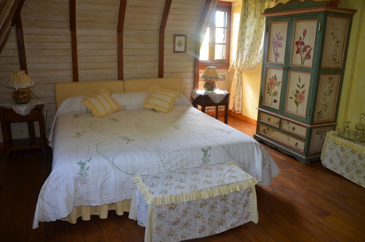 Bed and Breakfast La Gueriniere Cenac-et-Saint-Julien Екстер'єр фото